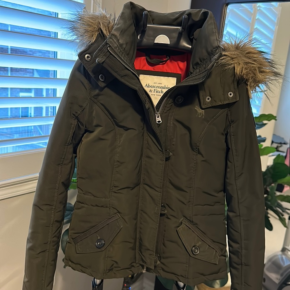Abercrombie & Fitch Puffer Jacket
